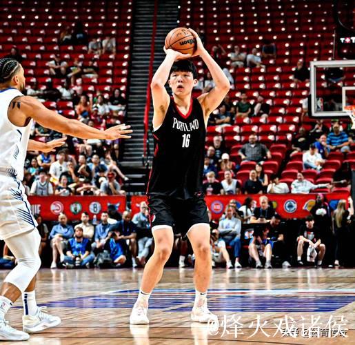 18+10+4！杨瀚森生涯最佳表现，致命爆扣重获主帅信任！